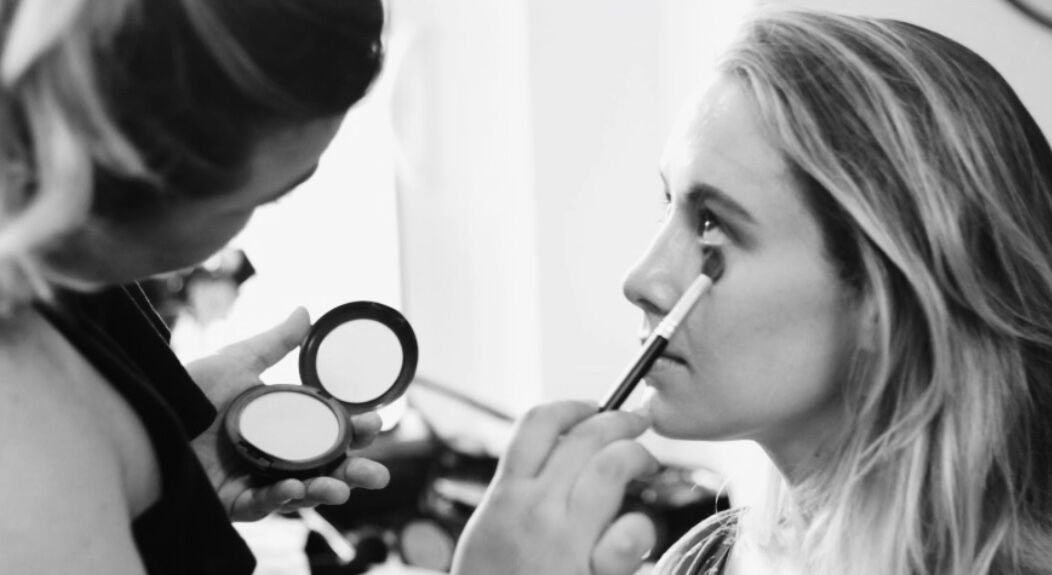 Personal makeup lesson